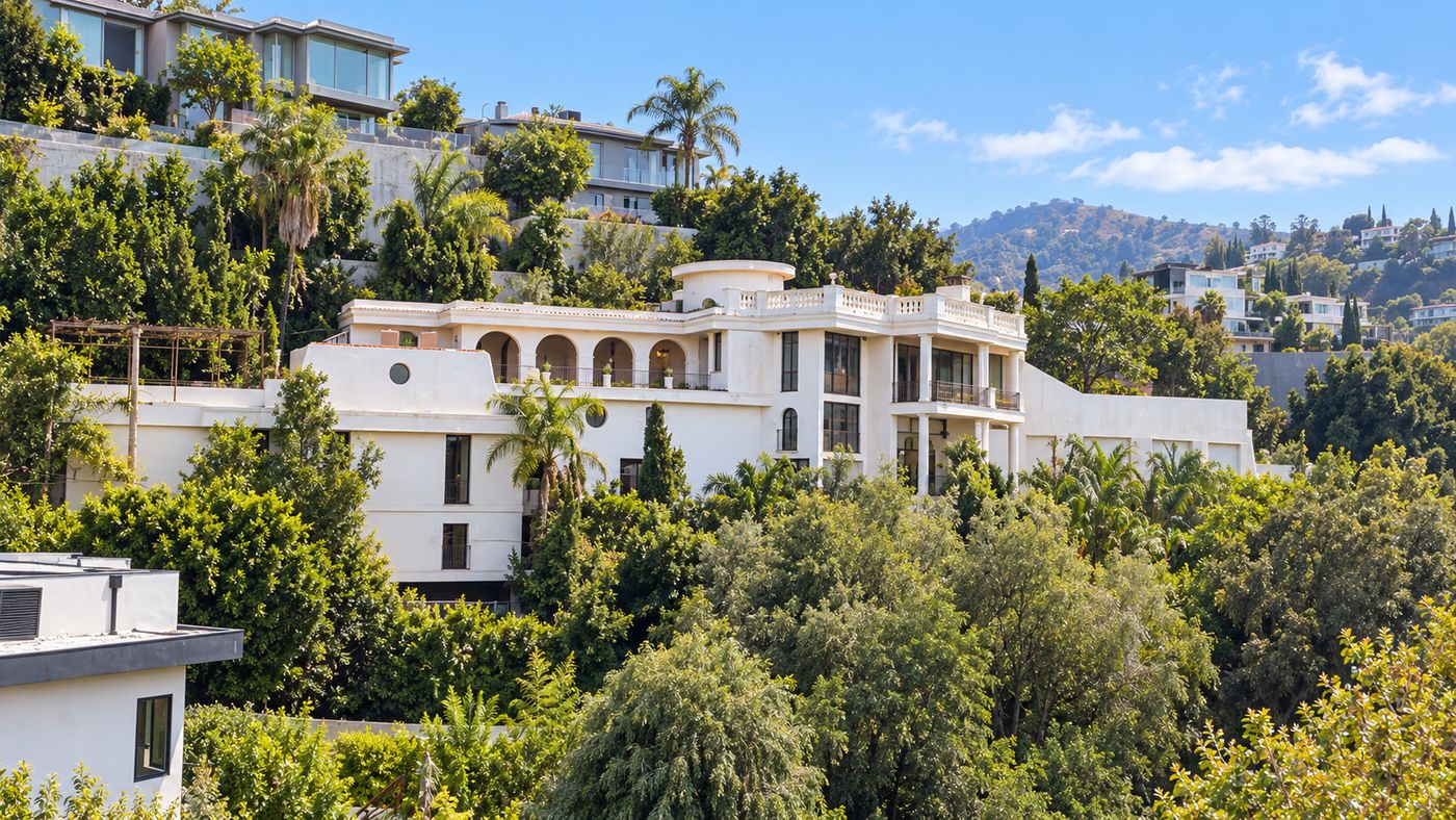 Hollywood Hills mansion at 1754 Sunset Plaza Drive, formerly covered in graffiti after years of squatter occupation